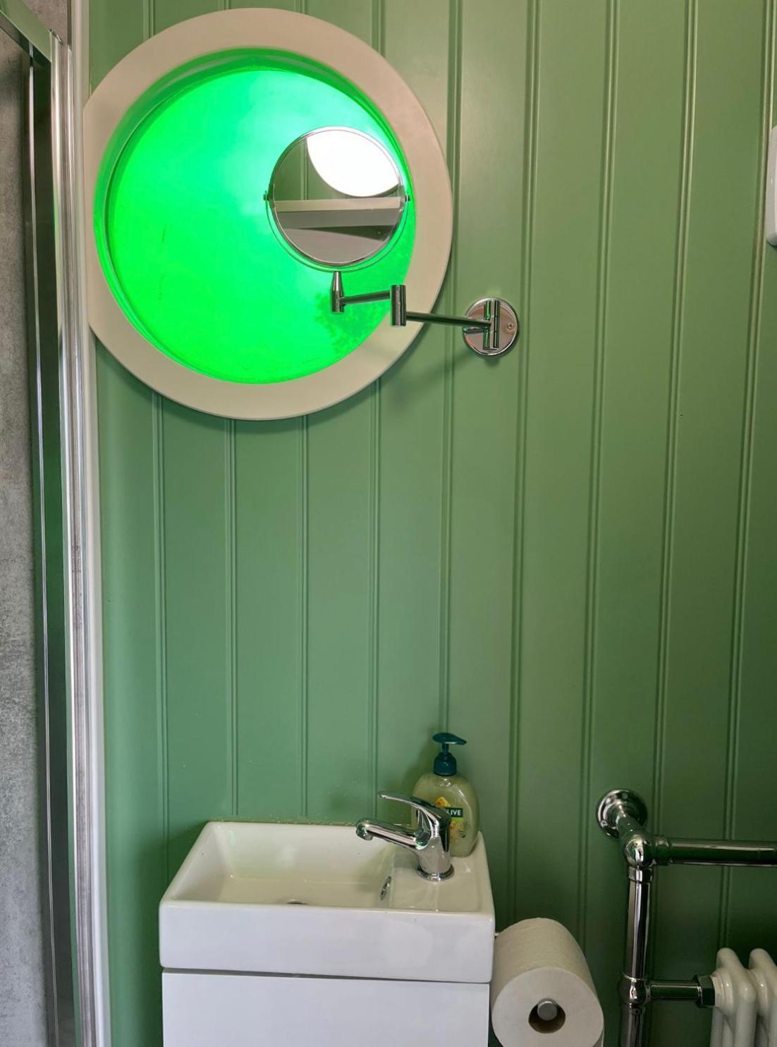Appartamento Ted'S Shed Bishop Auckland Esterno foto